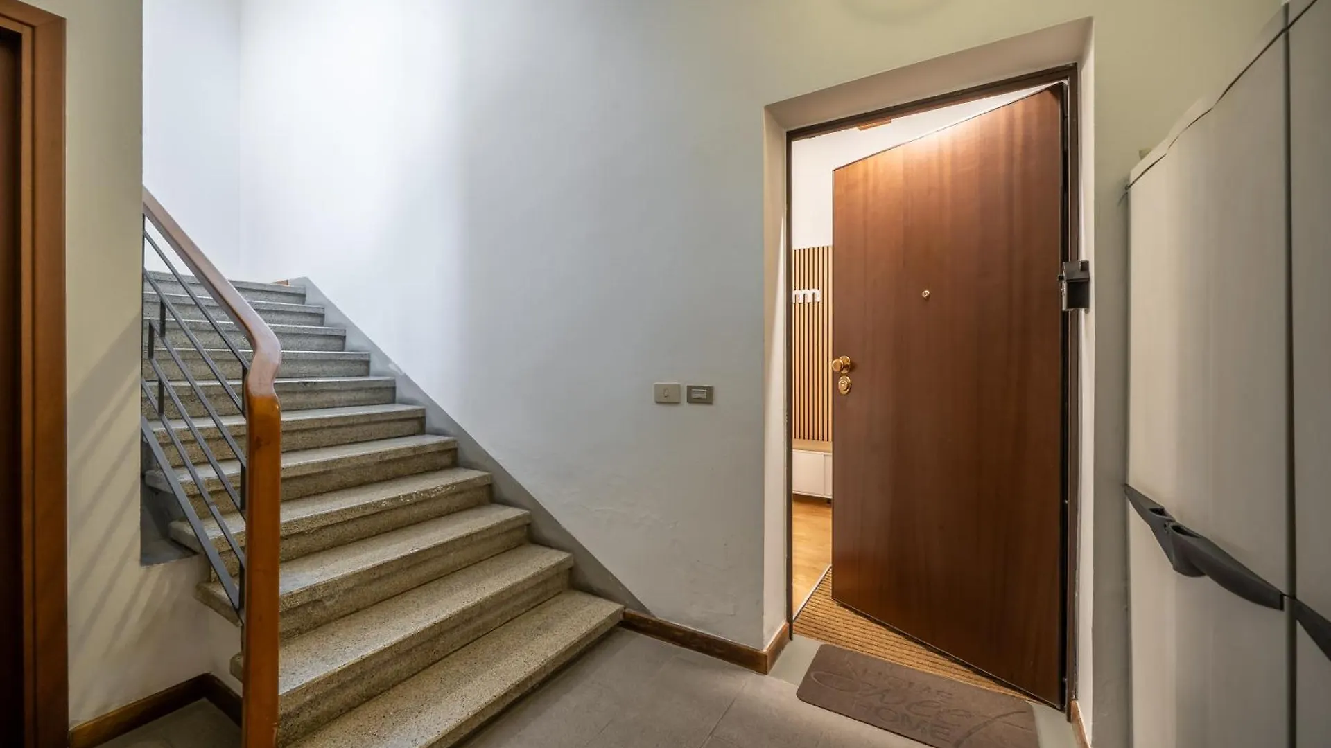 Martin'S Home - Angolo Di Paradiso In Centro Modena 0*,  Italy